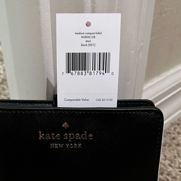 Kate Spade black Staci Wallet - Picture 9 of 9